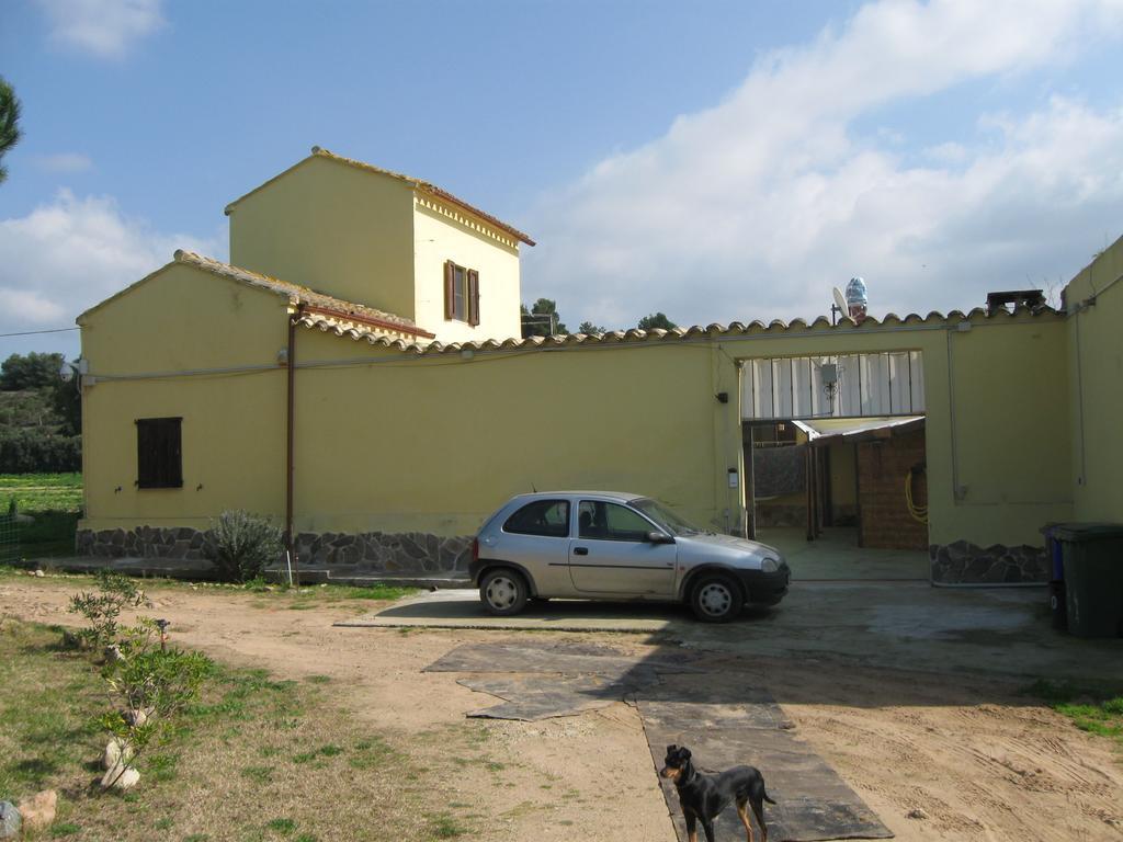 Casa Campidanese Sant Isidoro (Apulia) Ngoại thất bức ảnh